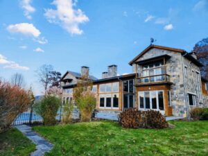 Natural Stone Veneer Installer Contractors | Shelton, CT