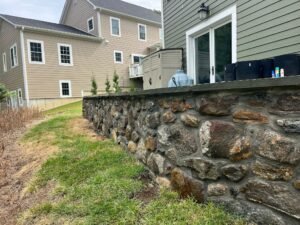 Stone Retaining Wall Builders in Connecticut by Arnold's Masonry and Construction